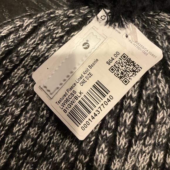 NWT Lululemon winter bundle fleece lined knit neck warmer fleece knit beanie - Picture 2 of 3
